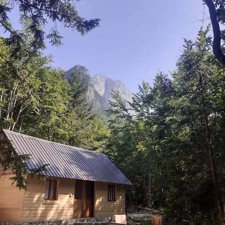 Konukevi Dioni Valbone